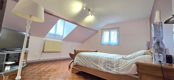 PROCHE CHARTRES VALLÉE DE L'EURE, Belle Fermette rénovée de 130 m² env. sur 370m² de terrain