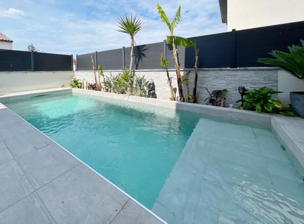 MAISON DE 120 M2 AVEC PISCINE (video 4K sur demande)