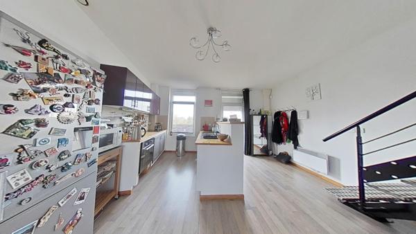 Appartement 2 chambres, un bureau et une terrasse