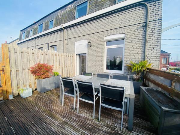 Appartement 2 chambres, un bureau et une terrasse