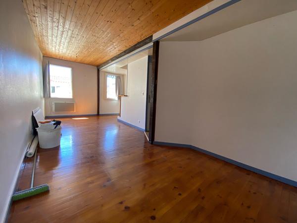 Appartement 3 pièces à louer Rochefort - 17300 / Réf: 2540