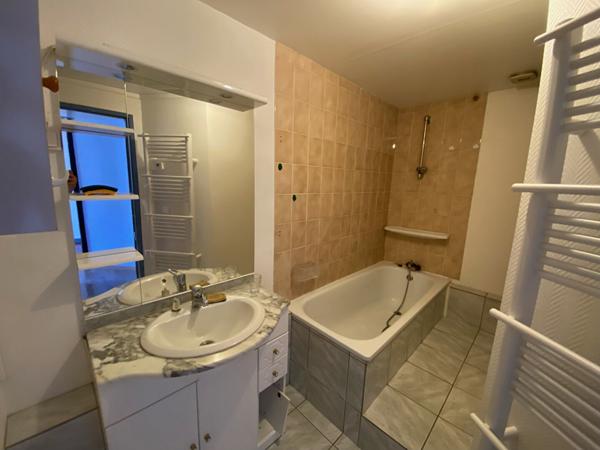 Appartement 3 pièces à louer Rochefort - 17300 / Réf: 2540