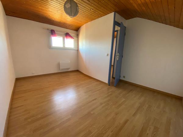 Appartement 3 pièces à louer Rochefort - 17300 / Réf: 2540