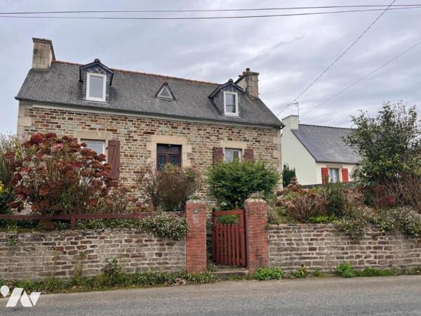 Maison de village à LEZARDRIEUX