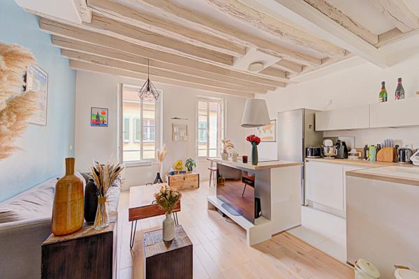 Appartement Saint-Germain-en-Laye 2 pièces 35.28 m2 320 000 € **  - Référence  18826
