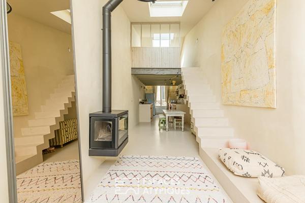 Maison loft minimaliste avec rooftop