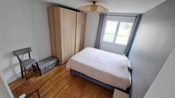 Appartement T3, garage, parking privatif, cave.