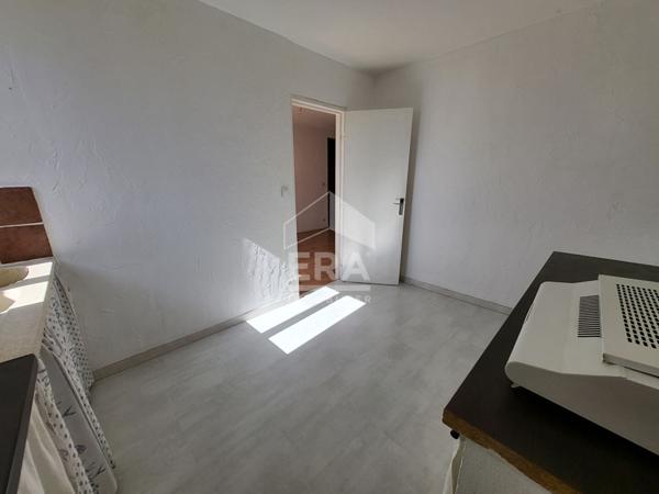 Appartement de 64 m² à vendre à Martigues avec vue étang