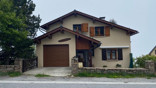 Vue lac de Matemale ? volumes, confort et cadre exceptionnel : une maison rare à saisir !