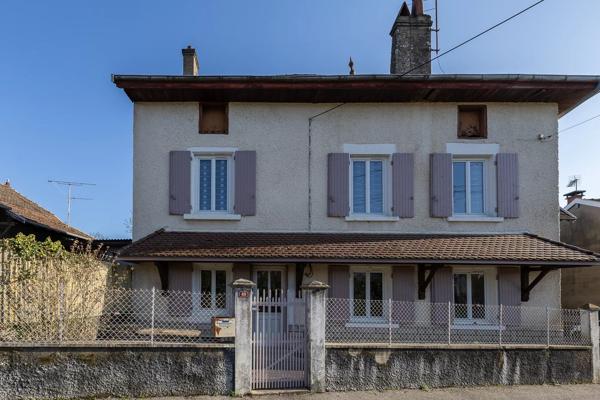 Vente                                                      Maison
                        
                     5 pièces                      115 m2                     à Bouvesse-Quirieu