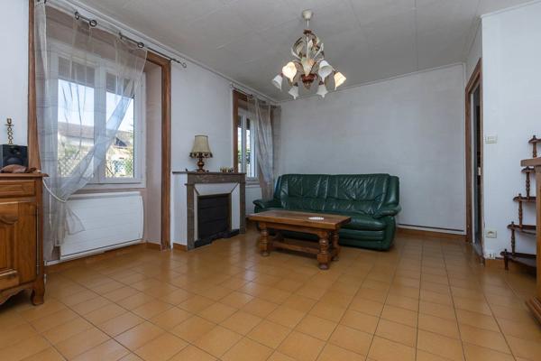 Vente                                                      Maison
                        
                     5 pièces                      115 m2                     à Bouvesse-Quirieu