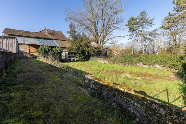 Vente                                                      Maison
                        
                     5 pièces                      115 m2                     à Bouvesse-Quirieu