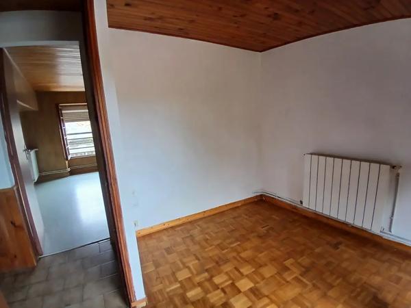 A SAISIR! ENSEMBLE IMMOBILIER 2 MAISONS, DÉPENDANCES ET TE