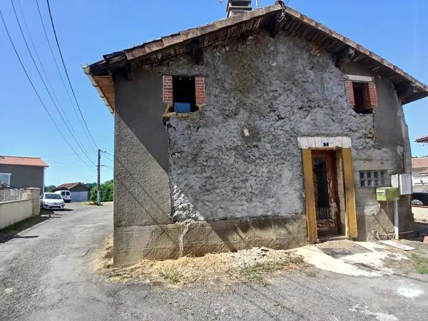A SAISIR! ENSEMBLE IMMOBILIER 2 MAISONS, DÉPENDANCES ET TE