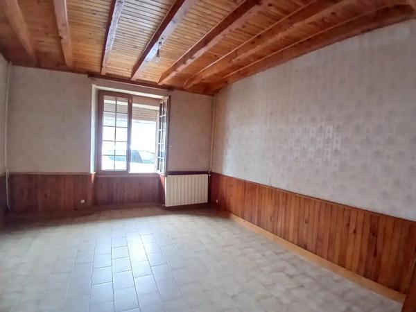 A SAISIR! ENSEMBLE IMMOBILIER 2 MAISONS, DÉPENDANCES ET TE