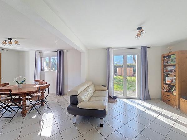 Maison 5 pièces - 120 m² Exclusivité efficity