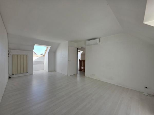 Maison Perrigny Les Dijon 6 pièce(s) 229 m2