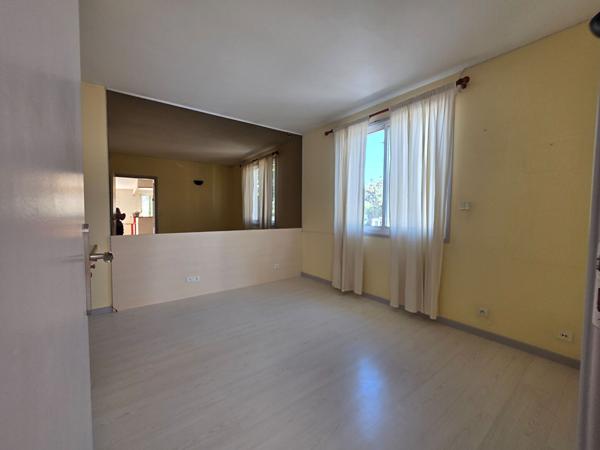 Maison Perrigny Les Dijon 6 pièce(s) 229 m2