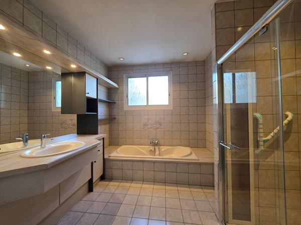 Maison Perrigny Les Dijon 6 pièce(s) 229 m2