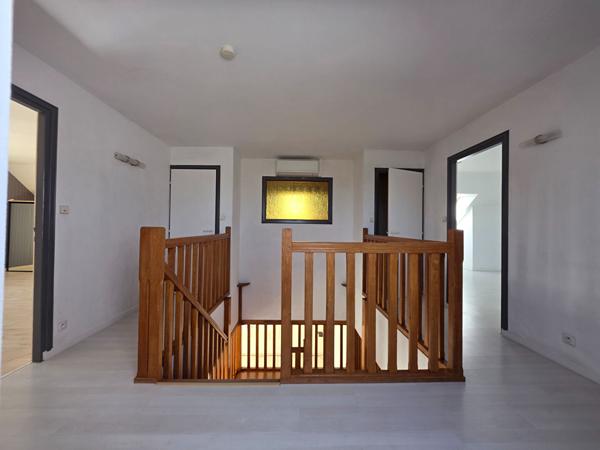 Maison Perrigny Les Dijon 6 pièce(s) 229 m2