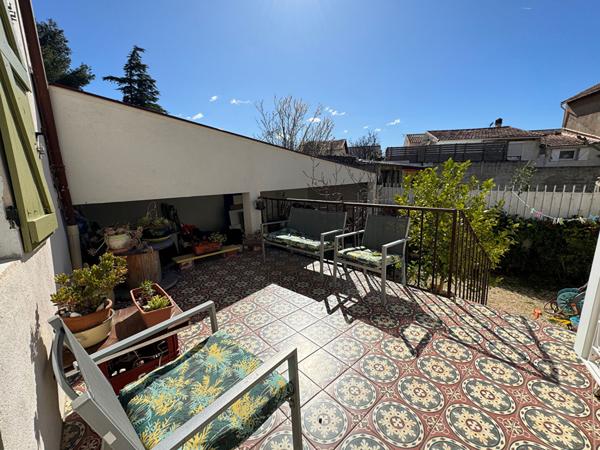 Beaumont 13012 Maison type 5 avec jardin