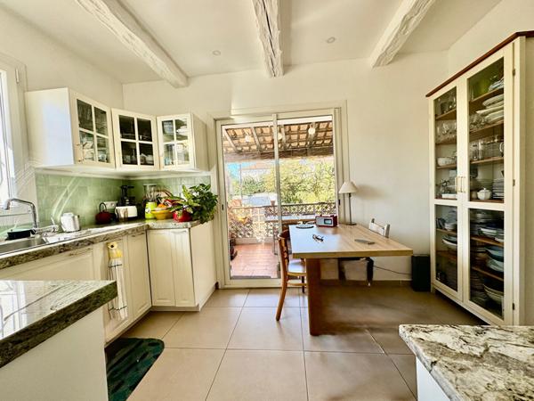 Beaumont 13012 Maison type 5 avec jardin