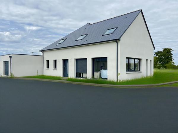 Maison Vion 5 pièce(s) 210 m2