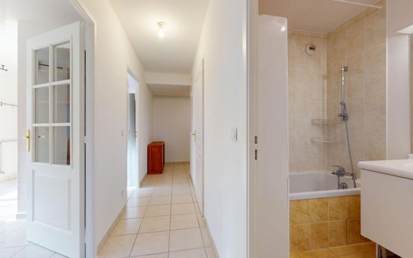 Appartement à vendre    3 pièces • 69,89 m2 La Roche-sur-Foron