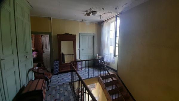 Châtillon-en-Diois (26410) BAISSE DE PRIX !!!!Châtillon-en-Diois/Grande Maison de caractère avec terrasse et jardin