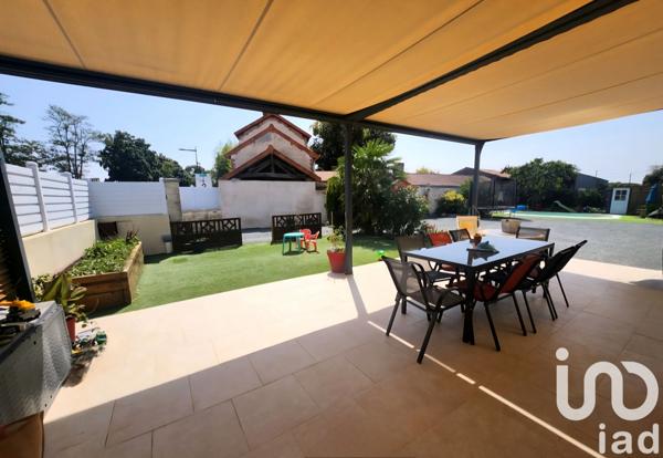 Maison à vendre 10 pièces 188 m² Sainte-Hermine