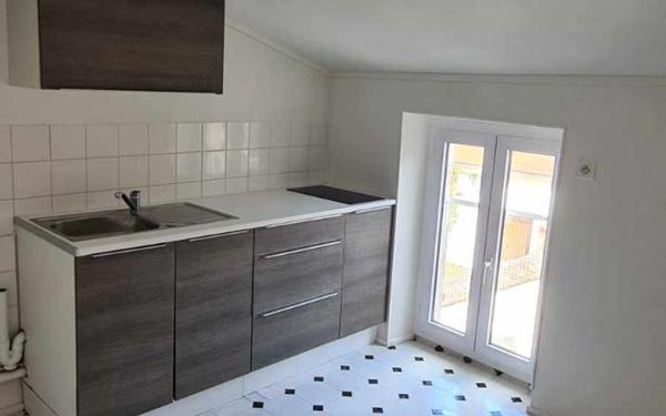 Immeuble à vendre    7 pièces • 147 m2 Saint-Amand-Montrond