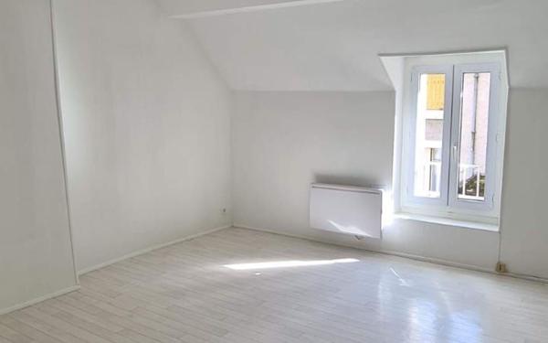 Immeuble à vendre    7 pièces • 147 m2 Saint-Amand-Montrond