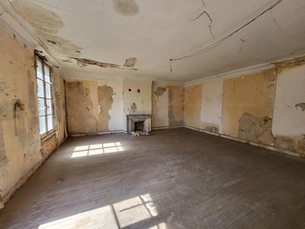 Immobilier Étrépagny (27150) – Maison 360m2 – 324 000 €