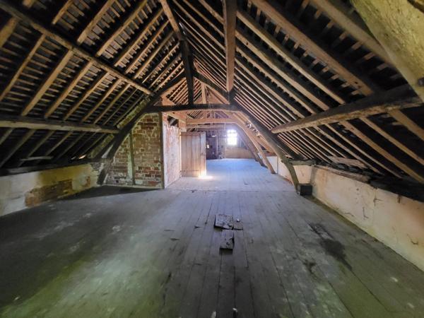 Immobilier Étrépagny (27150) – Maison 360m2 – 324 000 €