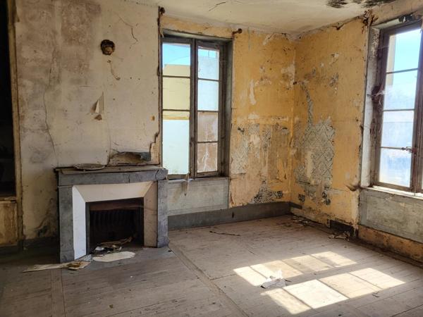 Immobilier Étrépagny (27150) – Maison 360m2 – 324 000 €