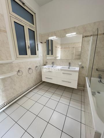 Location Appartement 7 pièces 230 m² - Neuilly Sur Seine 92200