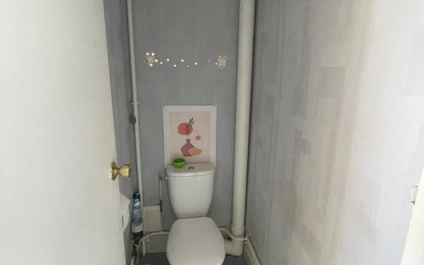 Appartement à vendre    2 pièces • 31,21 m2 Montluçon