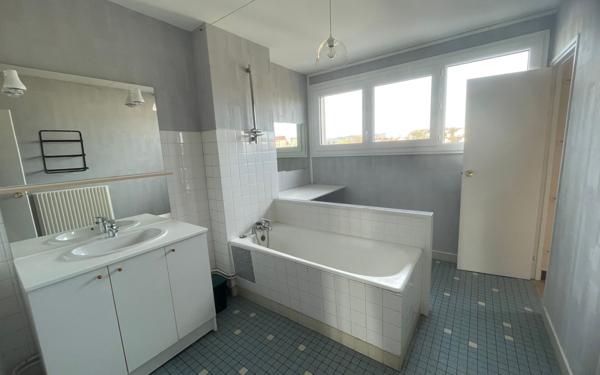 Appartement à vendre    2 pièces • 31,21 m2 Montluçon