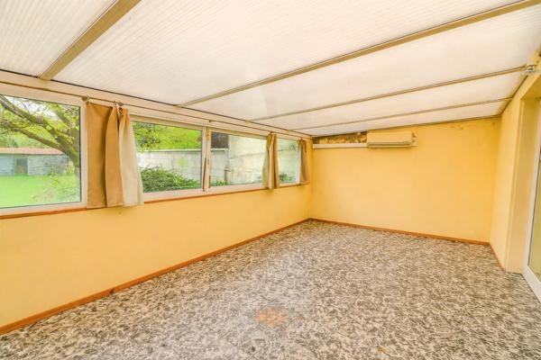 Maison Saint Eloi, 3 chambres, potentiel 4 chambres, terrain clôturé, proche tout commerce, double garage