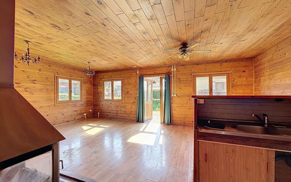 Maison à vendre    6 pièces •  Montceau-les-Mines
