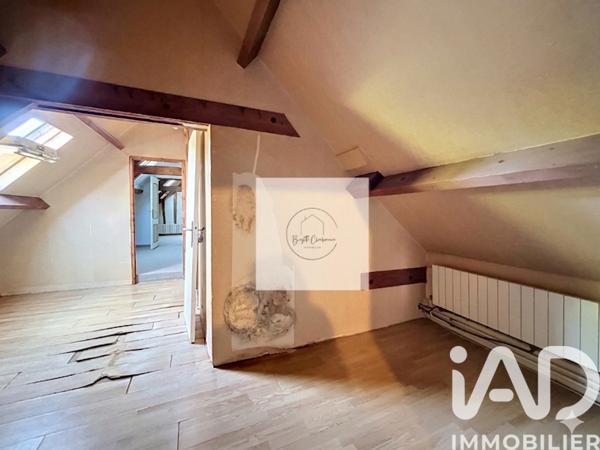 Maison à vendre 7 pièces 149,39 m² Aunay-sous-Crécy
