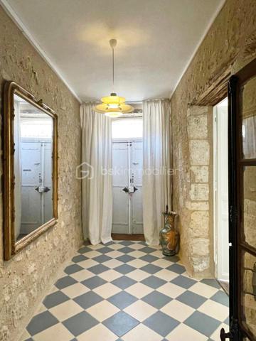 Maison de ville de 325 m²