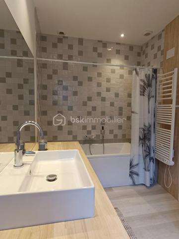 Maison de ville de 325 m²