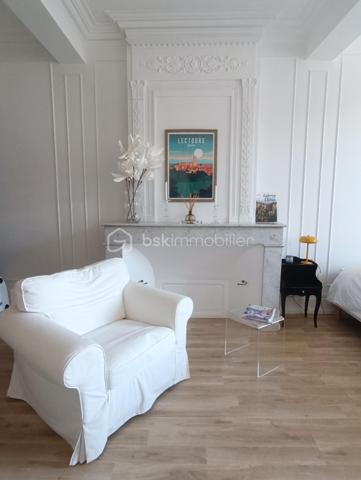 Maison de ville de 325 m²