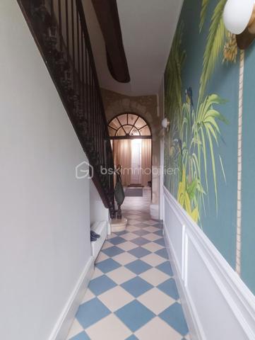 Maison de ville de 325 m²