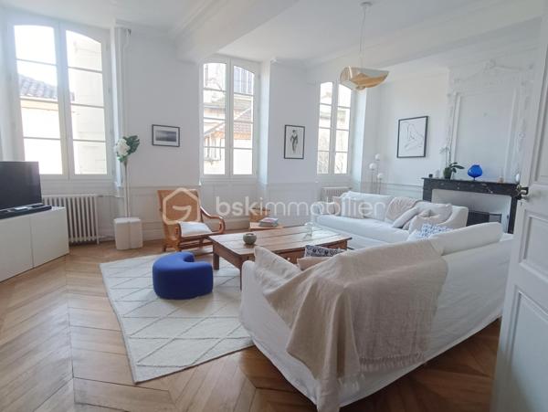 Maison de ville de 325 m²