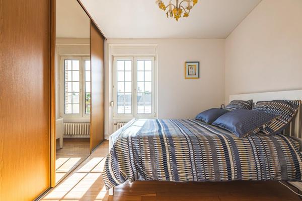 Maison 4 chambres Garage Jardin Piece de réception