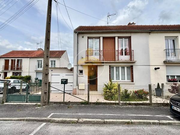 Vente                                                      Maison
                        
                     5 pièces                      76 m2                     à Beautor