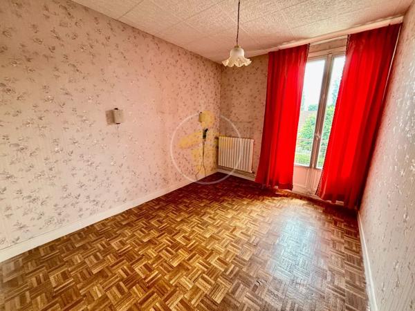 Vente                                                      Maison
                        
                     5 pièces                      76 m2                     à Beautor