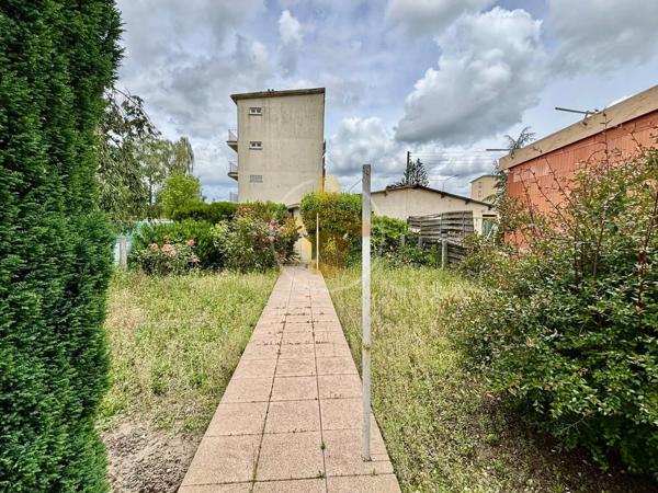 Vente                                                      Maison
                        
                     5 pièces                      76 m2                     à Beautor